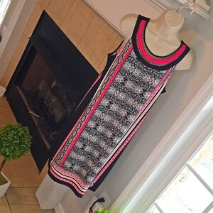 Sz 10 sleeveless black dress